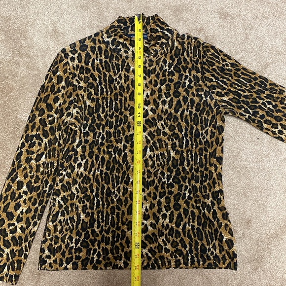 *NWOT* Jones New York Signature, large, cheetah print, mock turtleneck - Picture 8 of 9
